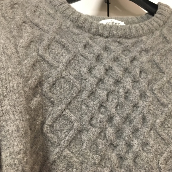 100% lamb wool cable sweater from japan - Picture 2 of 4